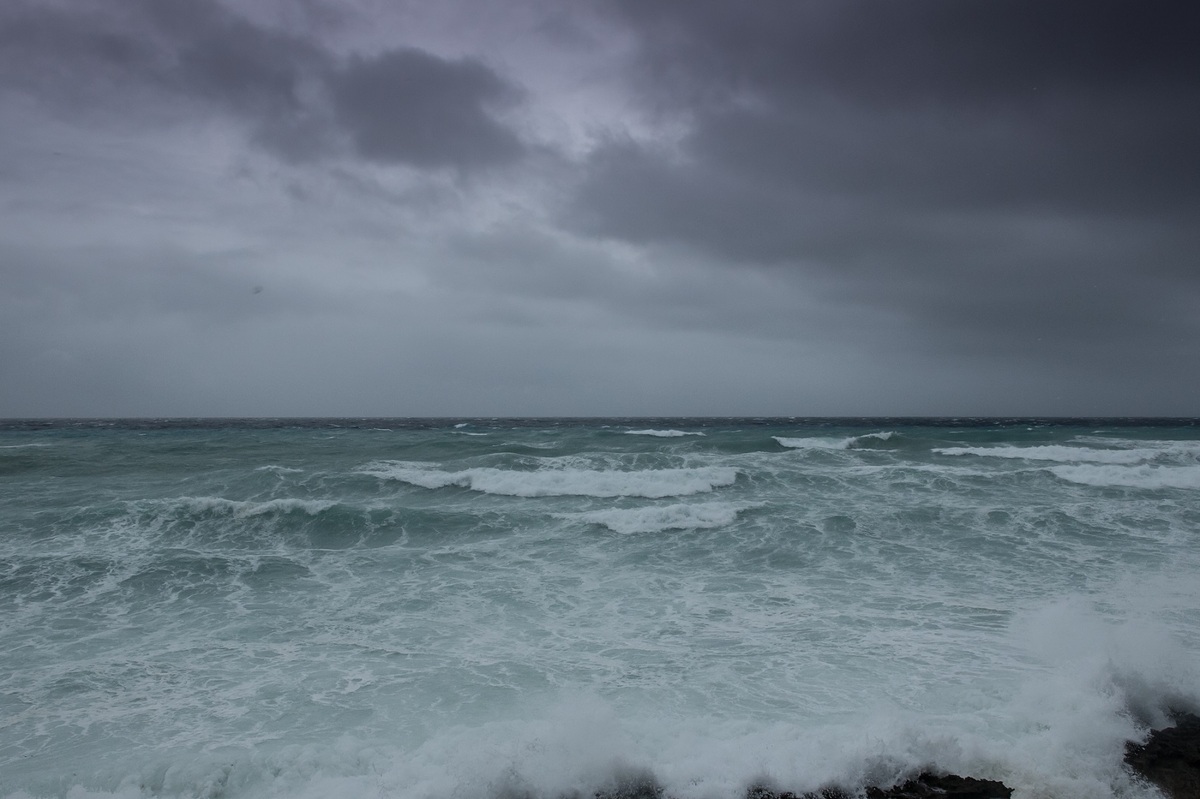 Tormenta tropical Boris toca tierra en límites de Guerrero