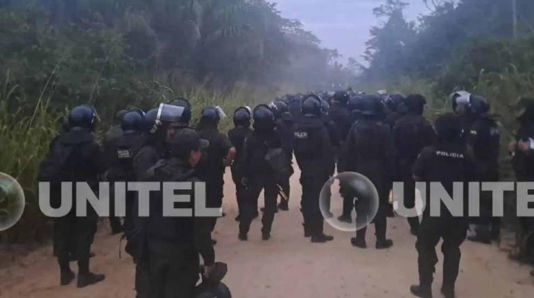 Policía interviene pozo de YPFB tomado en Santa Rosa del Sara
