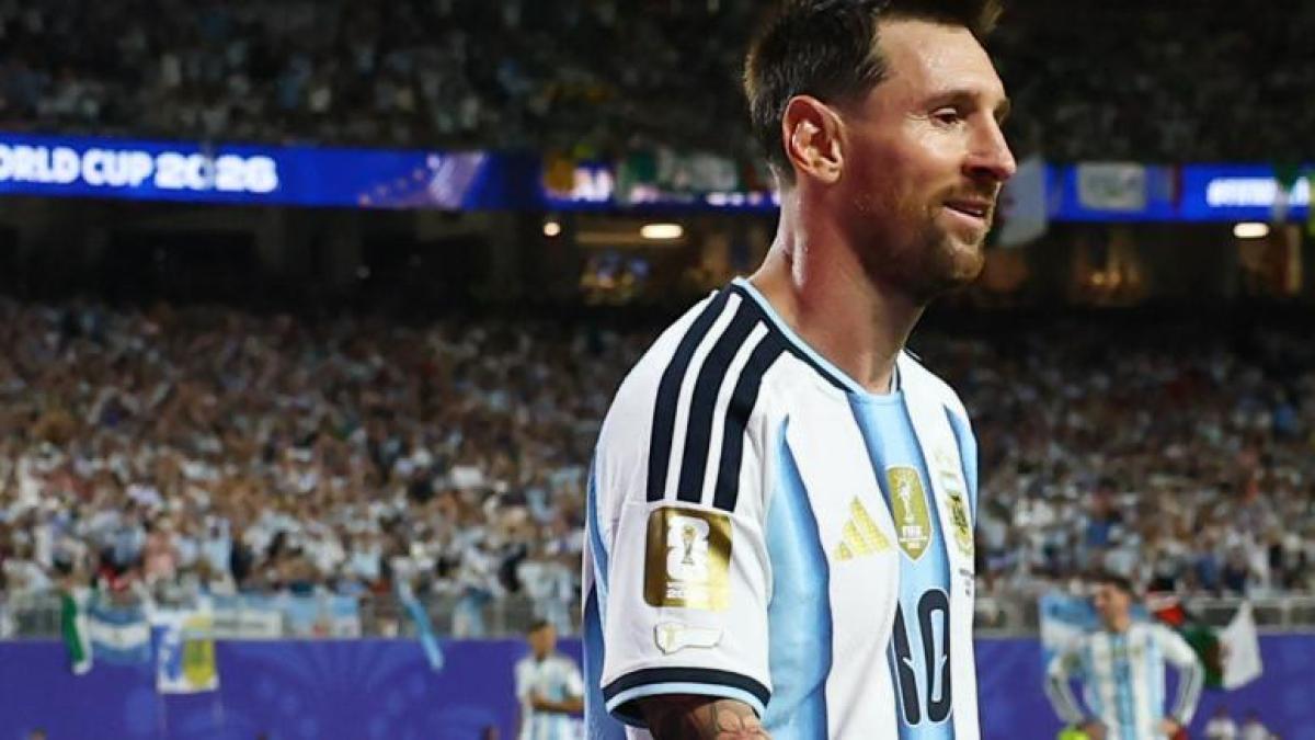 El Legacy Patch que lució Messi lo llevarán los jugadores con 5 Mundiales. ¿Y Memo Ochoa?
