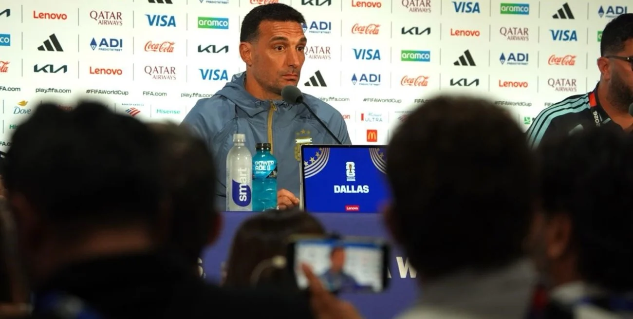 Scaloni no confirmó el equipo pero adelantó que Messi no será titular ante Jordania