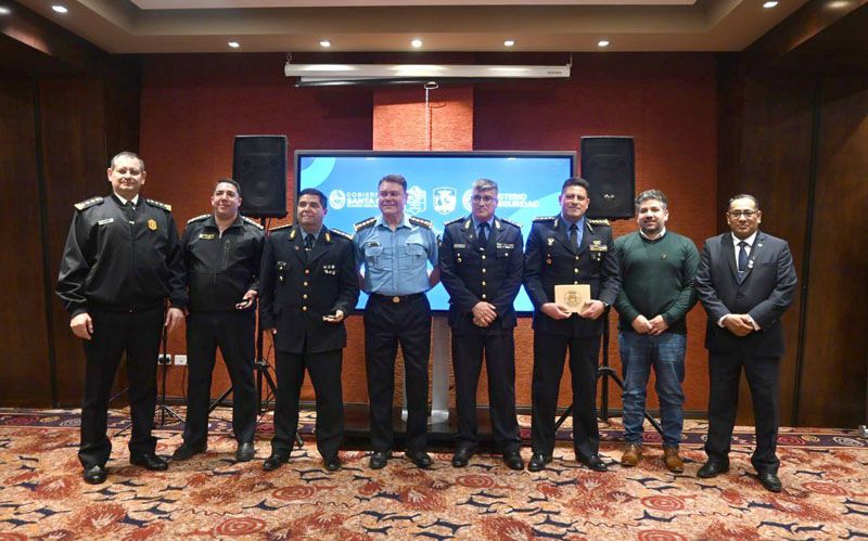 Encuentro de seguridad en Santa Cruz