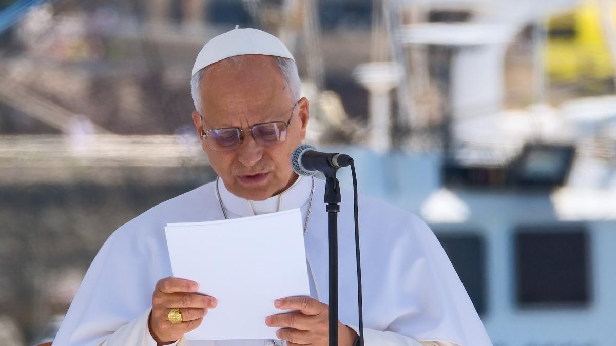 Duro reproche del Papa a Europa desde Canarias por mirar hacia otro lado ante la inmigración