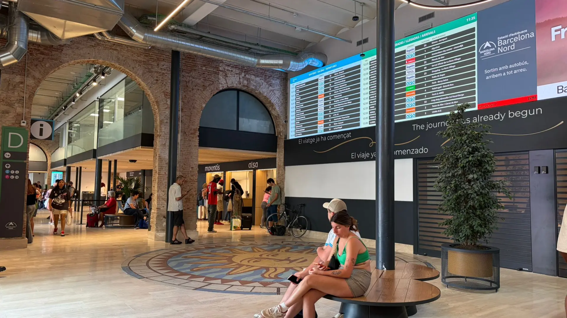 Acaba la transformación integral de la estación de autobuses Barcelona Nord que "mejora la experiencia de los usuarios"
