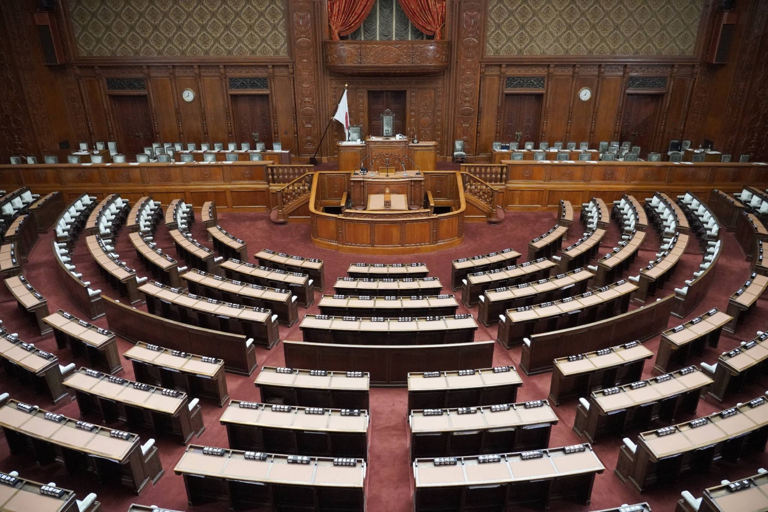 38% back parliament's proposal on imperial family: poll