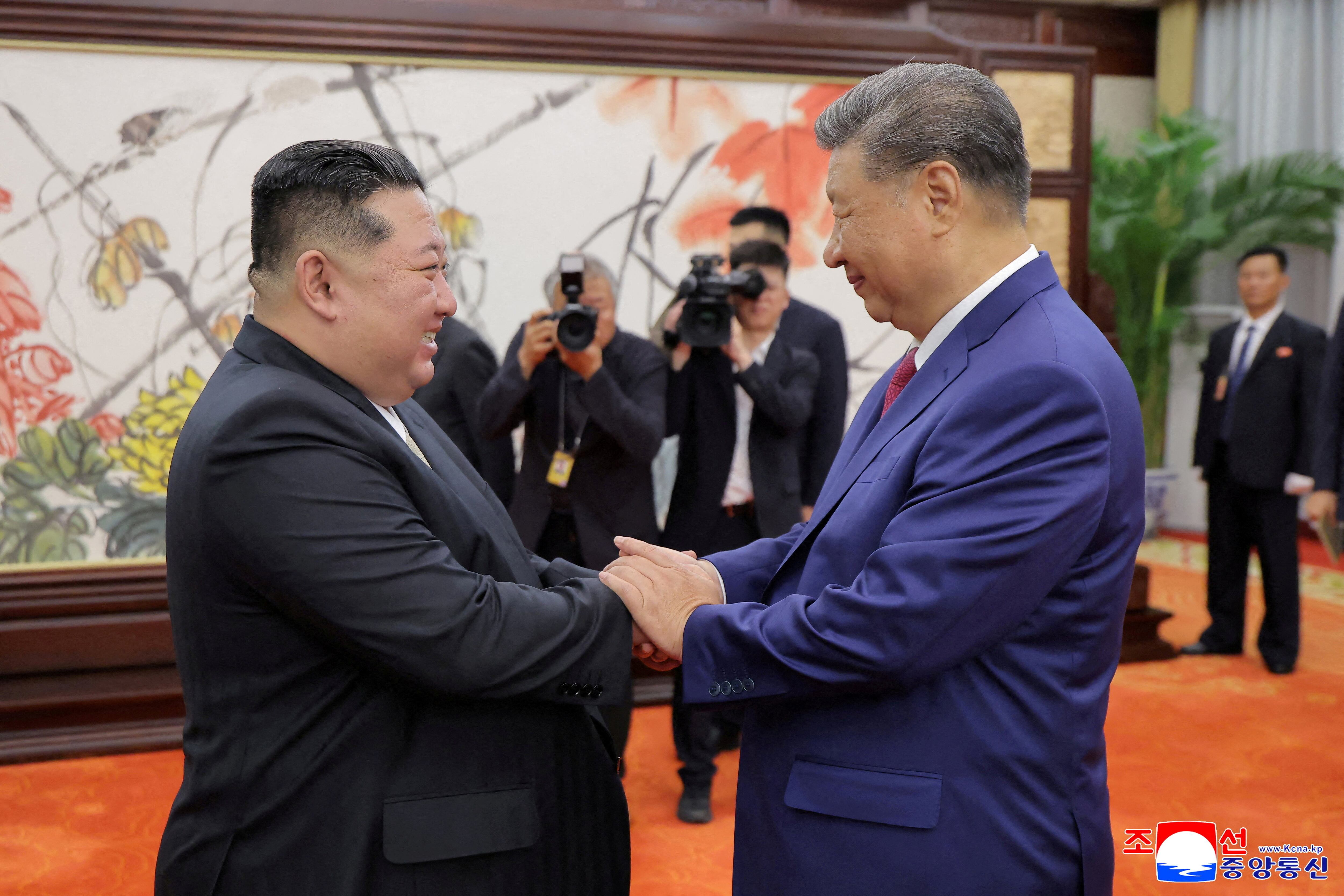 Xi Jinping viaja a Corea del Norte en busca de un "nuevo punto de partida histórico" entre ambos países
