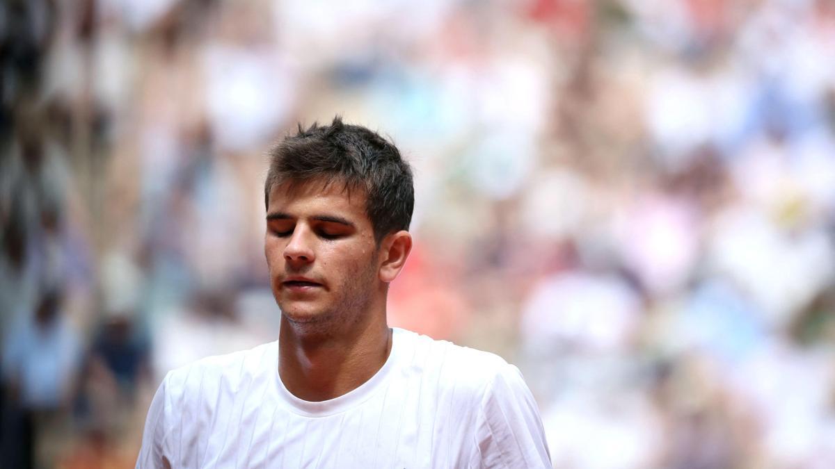 Jódar remonta ante un Carreño mermado físicamente y pasa a cuartos de Roland Garros