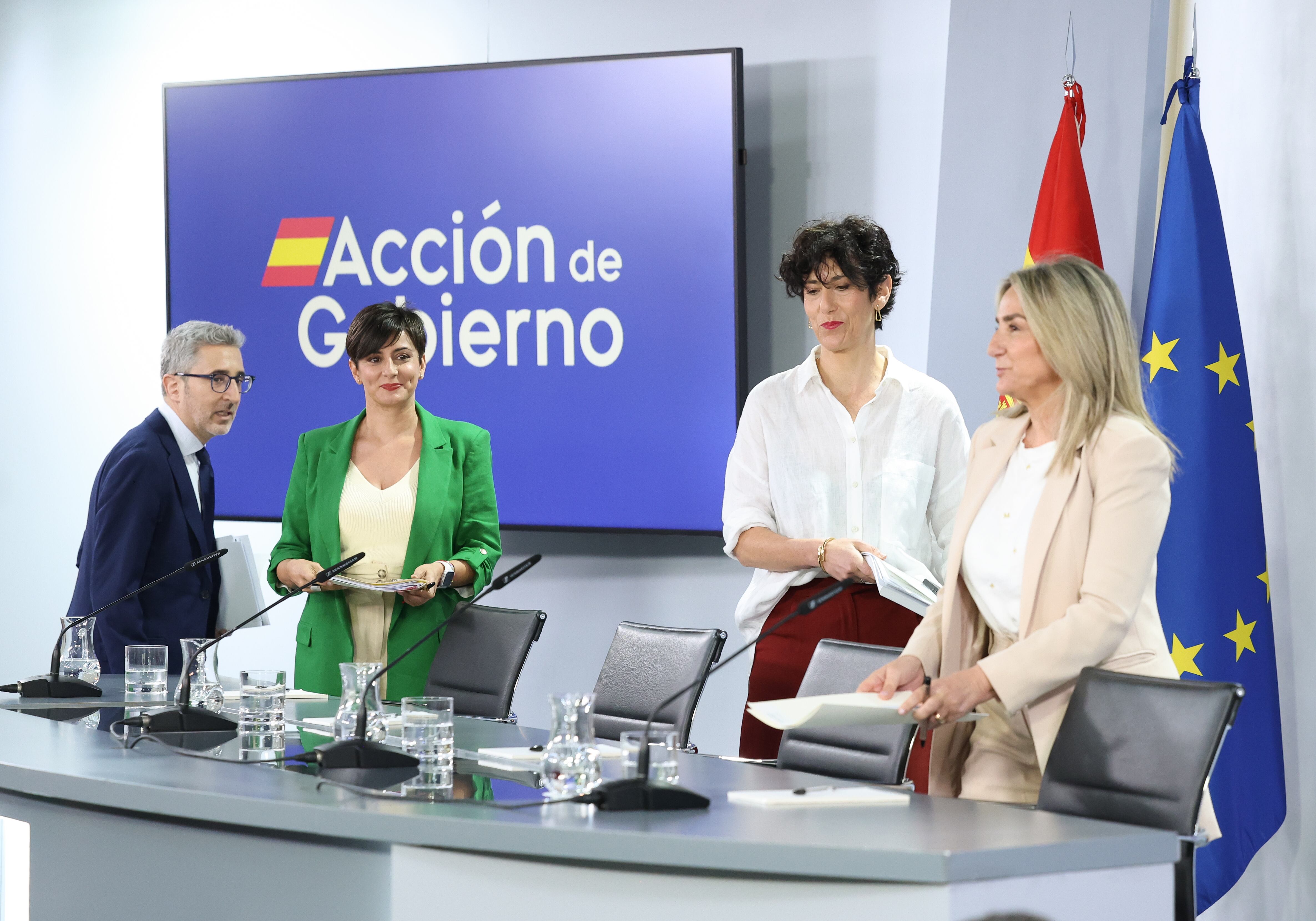 El Gobierno ve imposible la moción de censura por el rechazo en Cataluña y Euskadi al PP y Vox