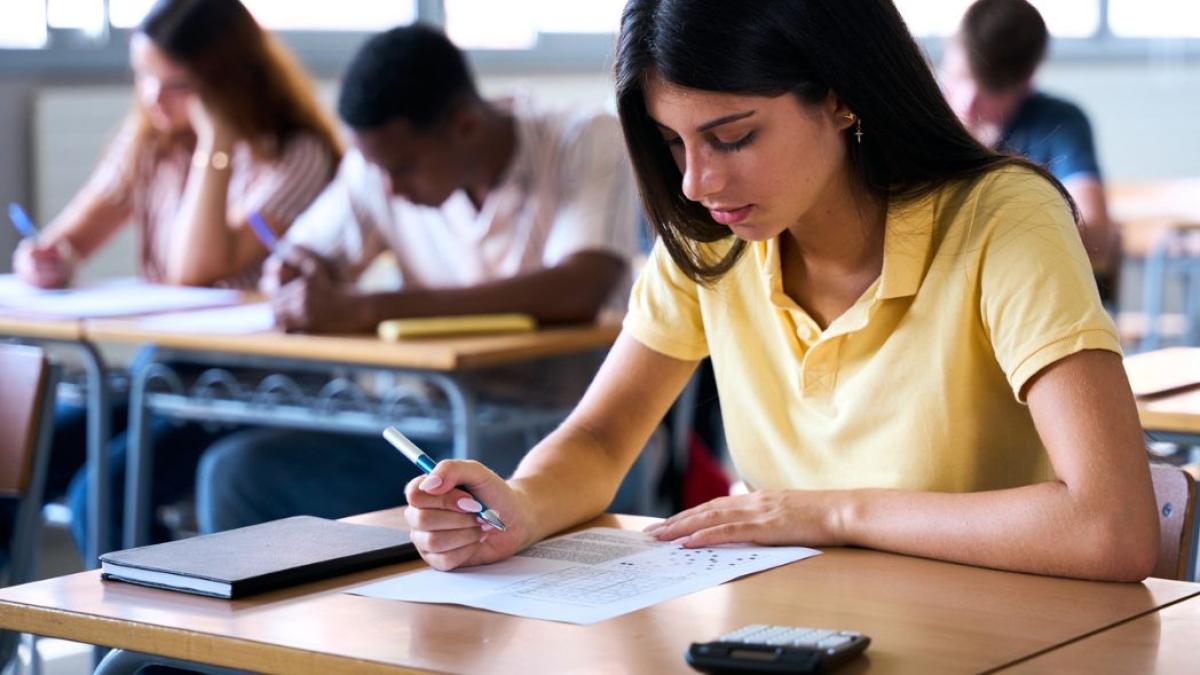 Selectividad 2026: 10 dispositivos básicos que te ayudarán a estudiar y mejorar tus notas en los exámenes de las PAU