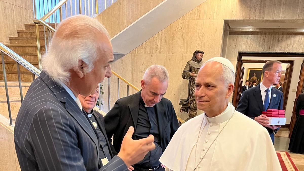 El Papa León XIV llegará sano a los 120 años, según el doctor Manuel de la Peña
