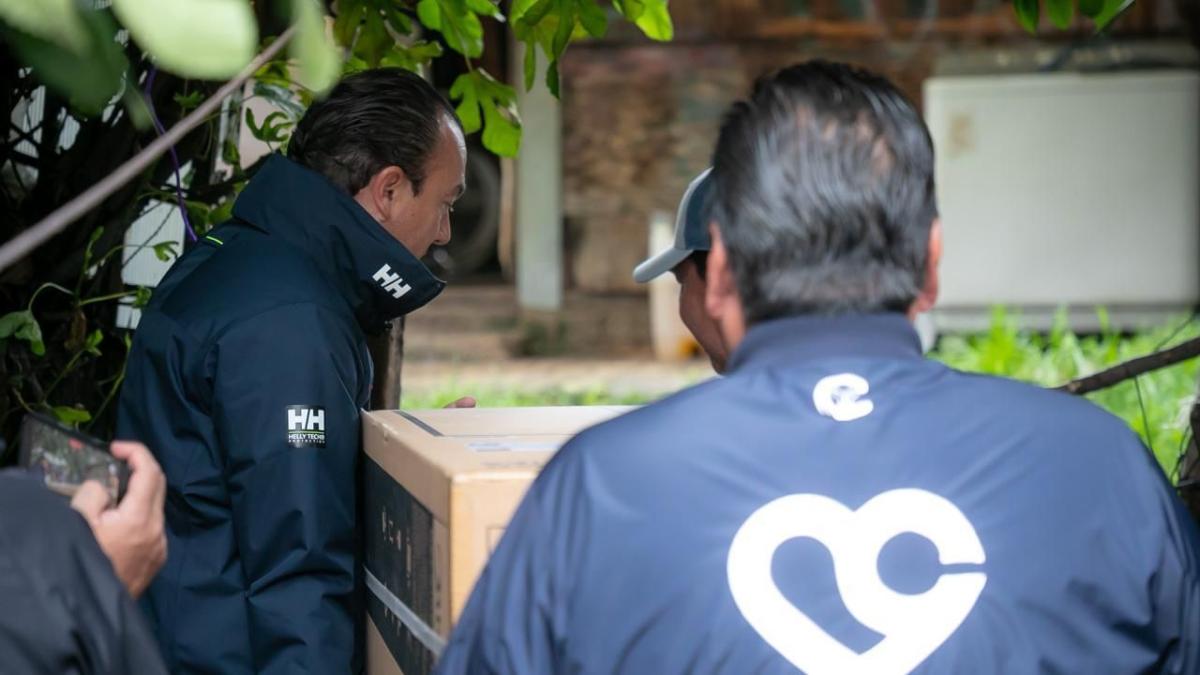 Entregan apoyos a familias afectadas por las lluvias en Cuajimalpa