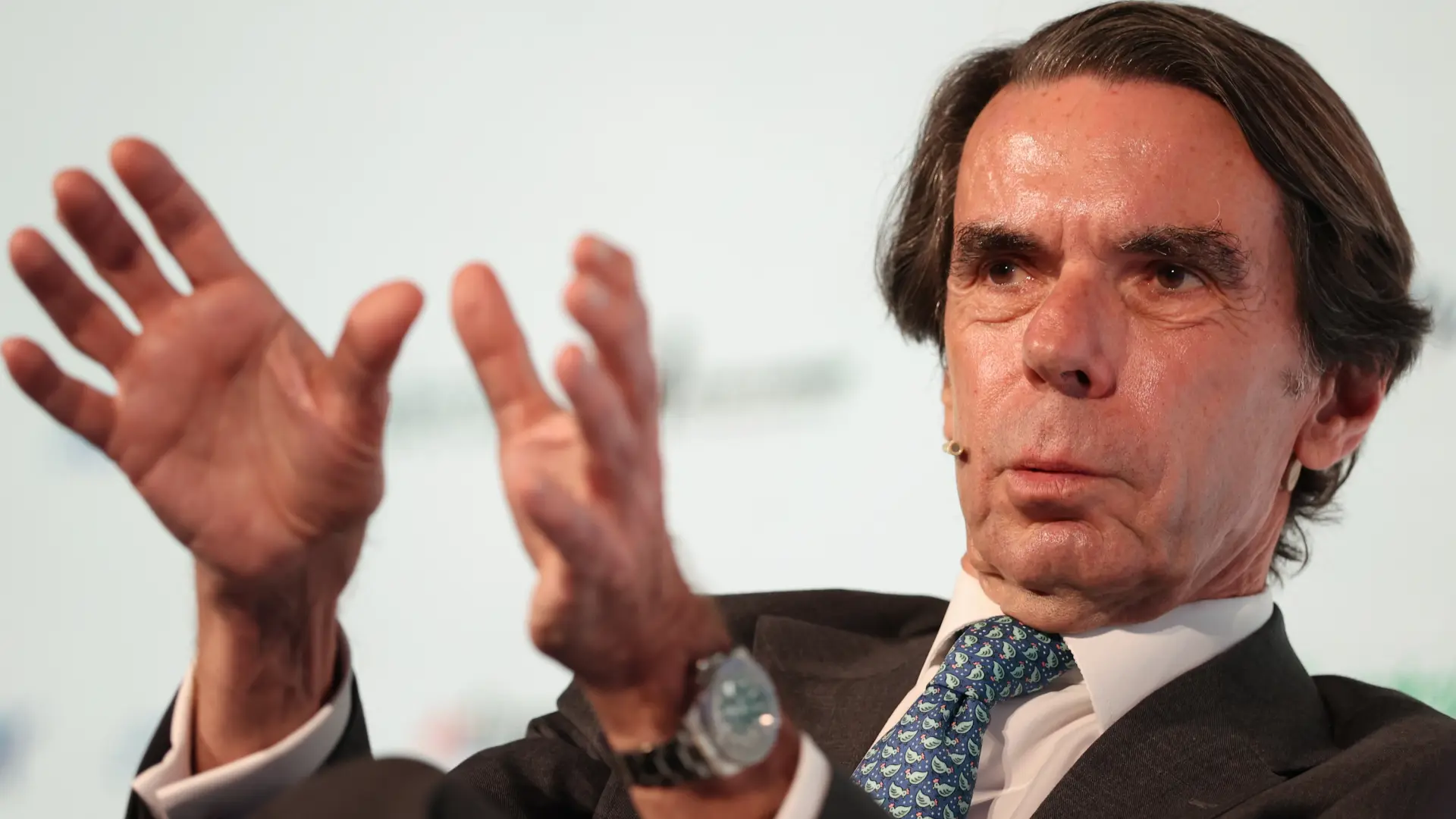 Aznar afirma que no presentaría una moción de censura porque "no se va a ganar. Y punto"