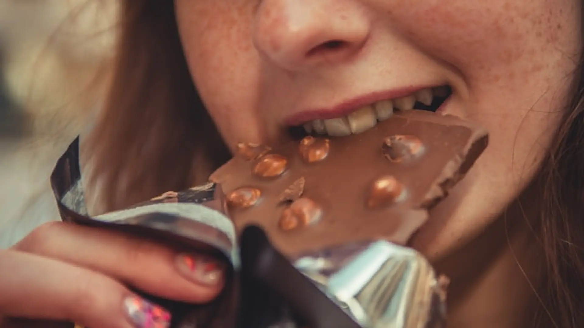Charles Spence, de Oxford, explica si debes guardar el chocolate en la nevera o fuera
