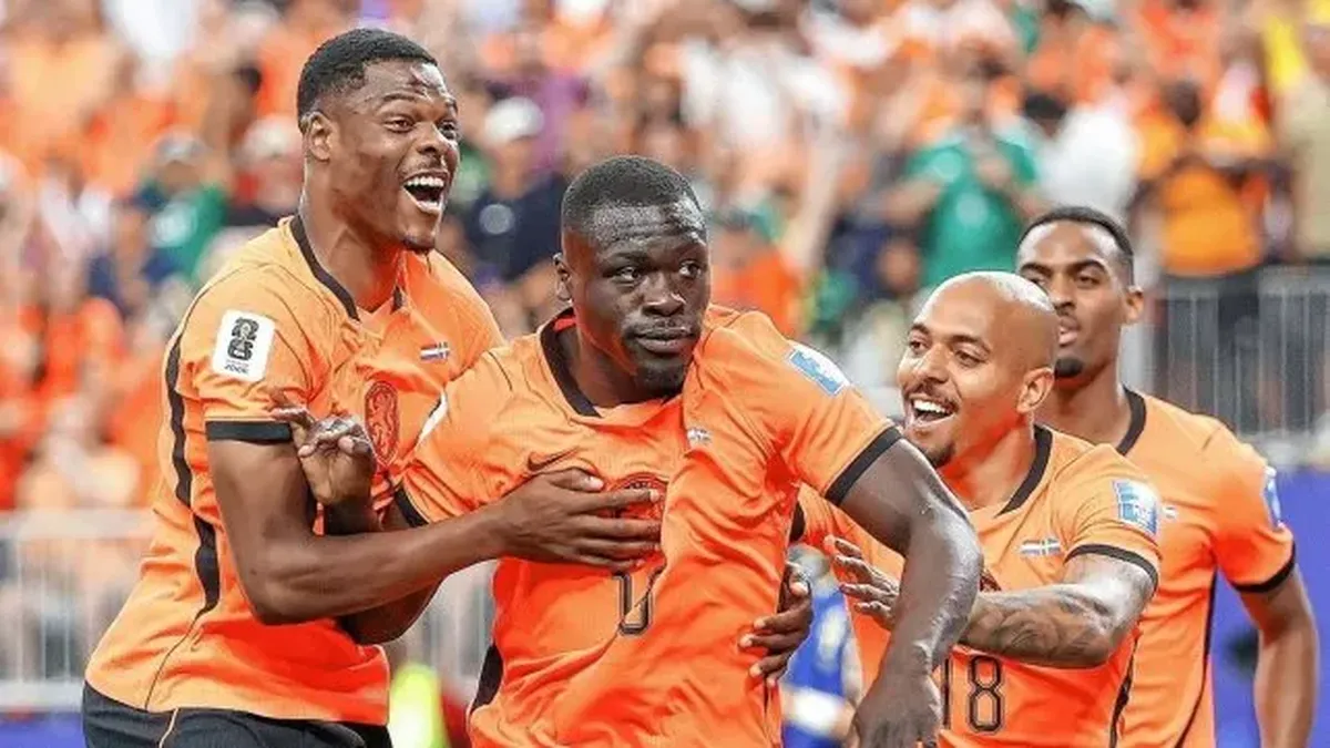 Países Bajos superó a Túnez, ganó el grupo F y avanzó invicto a los 16avos de final