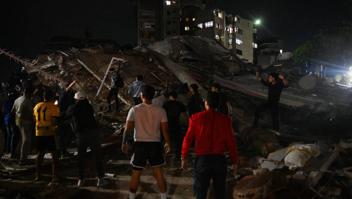 Gobierno reporta 32 muertos y 700 heridos tras sismos en Venezuela