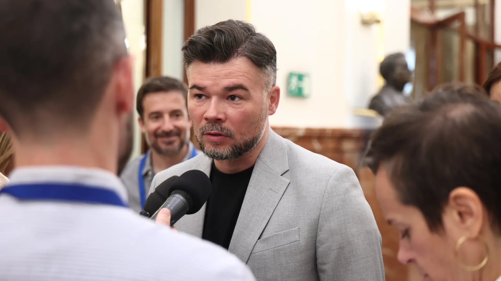 Rufián llama "memo" al presidente de la CEOE en Castilla-La Mancha que insultó a los jóvenes por cogerse bajas