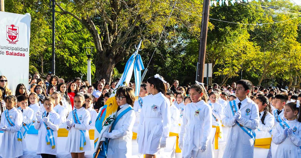 Día de la Bandera en Saladas: emotivo homenaje a Belgrano junto a las familias