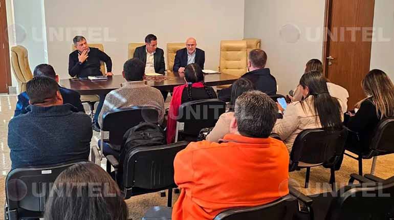 Se inicia la reunión convocada por Vicepresidencia que busca concretar diálogo