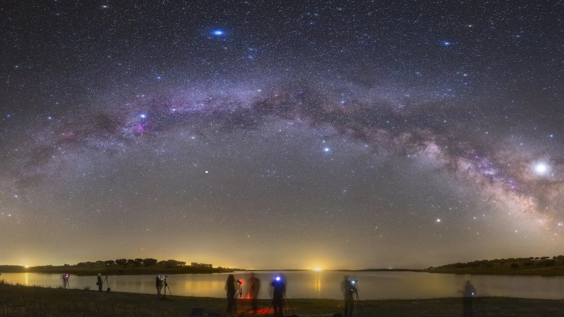 El mejor lugar de Europa para ver las estrellas está al lado de España y es un pionero del astroturismo