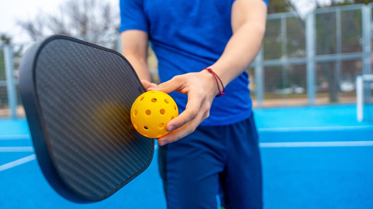 Pickleball: por qué todo el mundo está jugando (y qué necesitas para empezar)