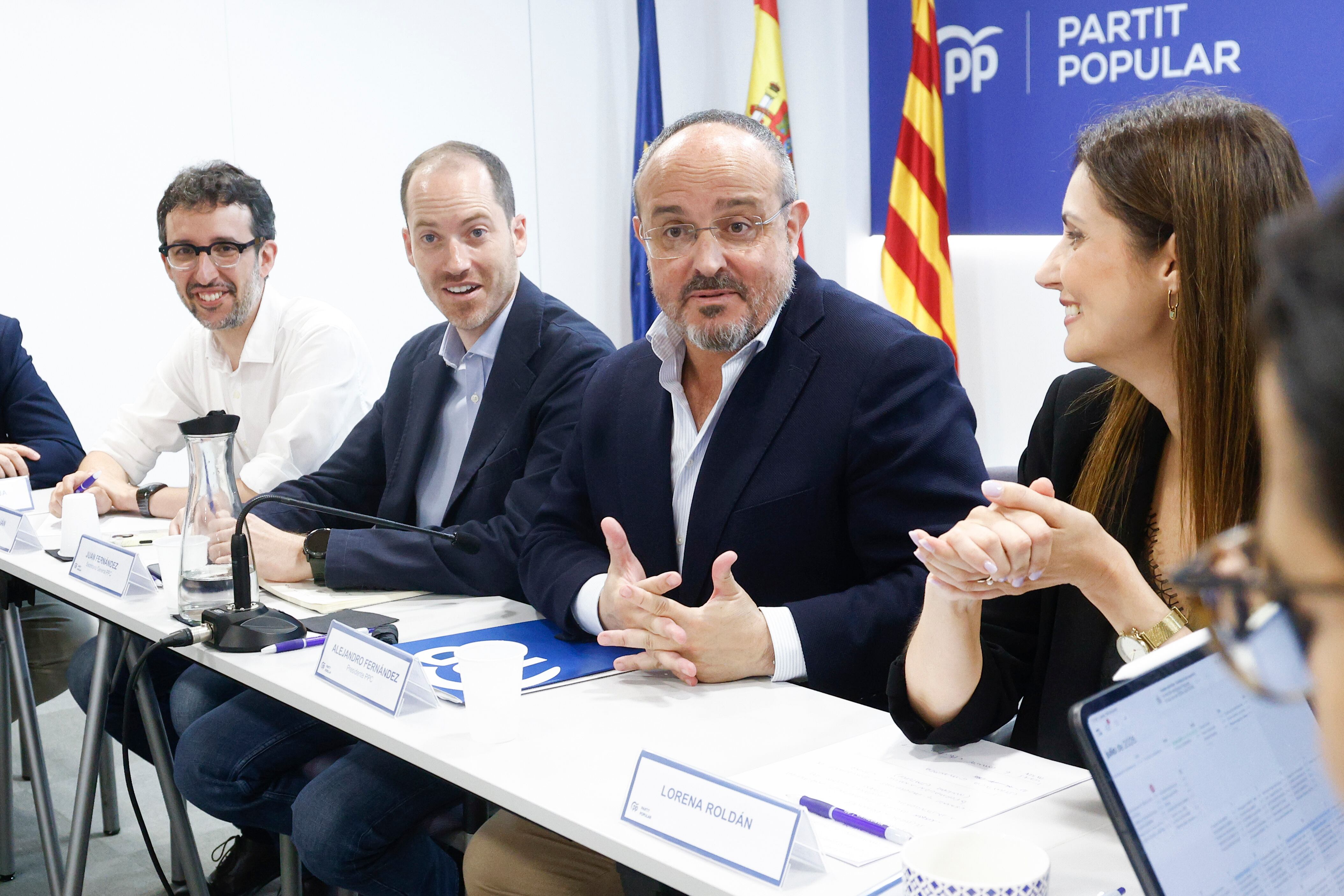 El nuevo PP catalán quiere ser la "casa grande de la Cataluña real" para impulsar a Feijóo a La Moncloa