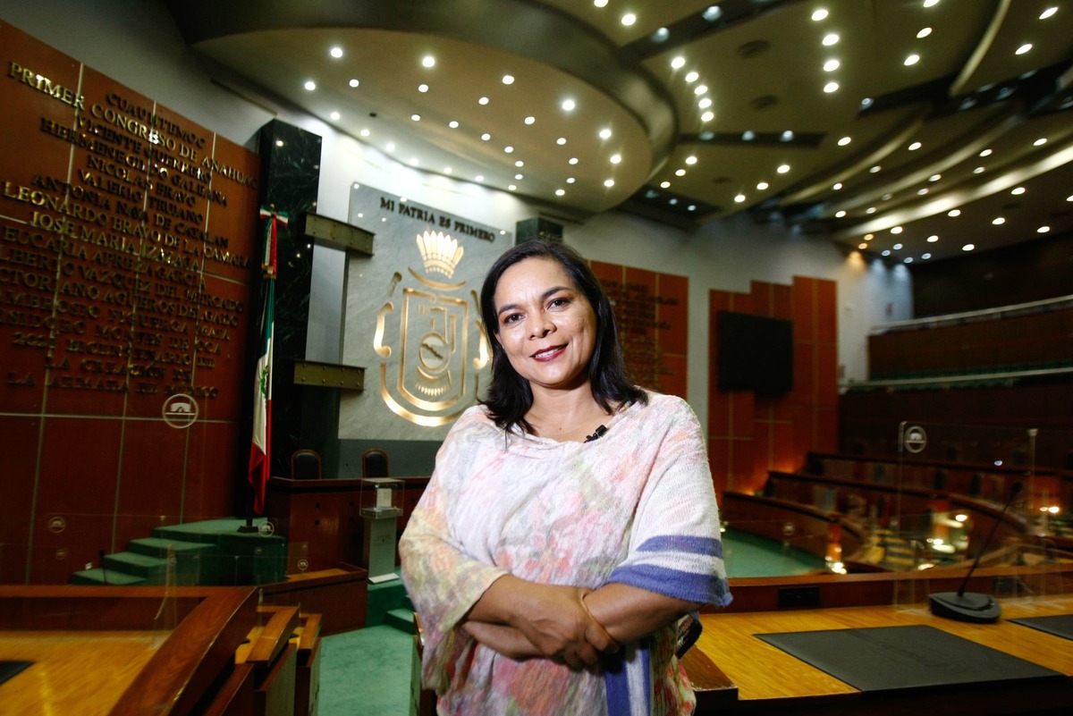 Beatriz Mojica buscará gubernatura de Guerrero; pide licencia Senado