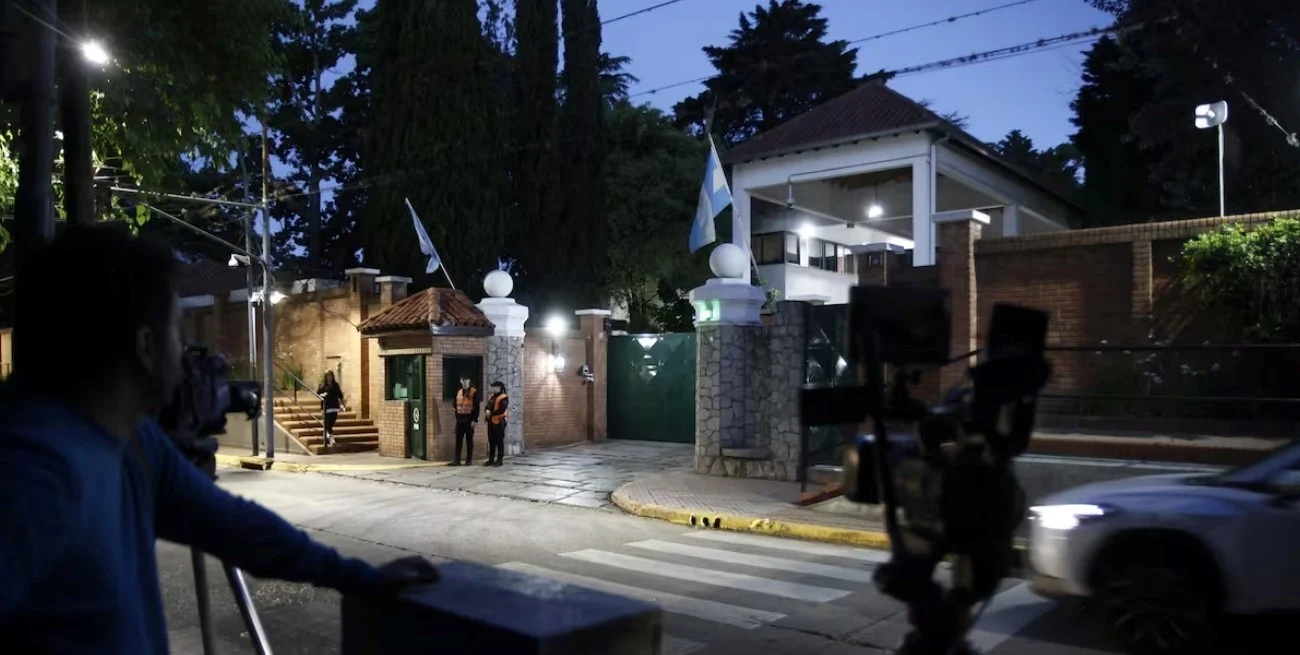 Amenaza de bomba en la Quinta de Olivos y la Casa Rosada: desplegaron un amplio operativo