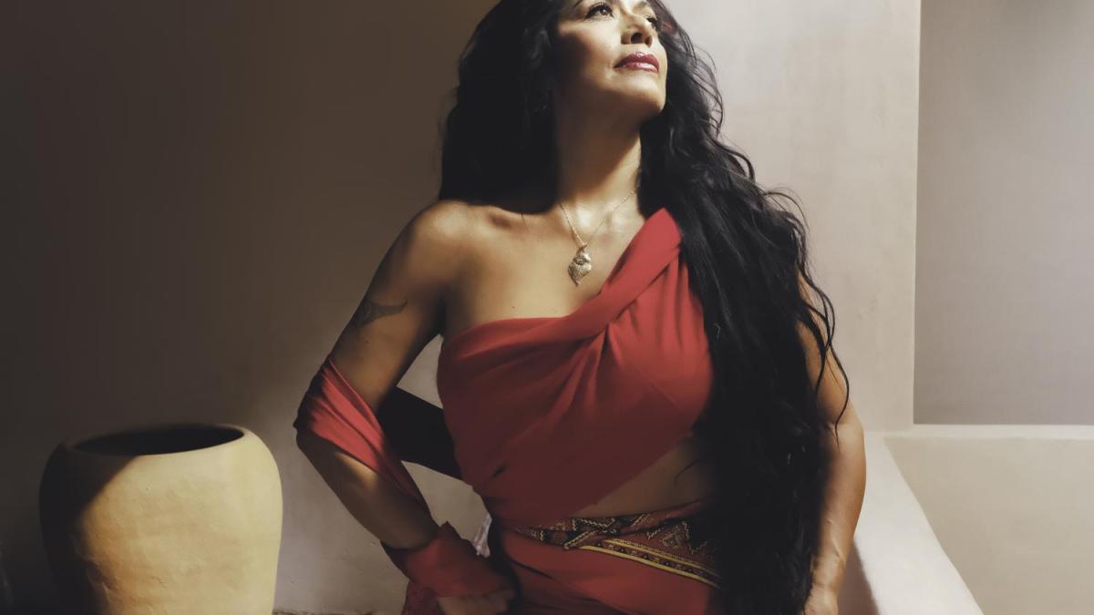 Lila Downs, Alaska y más leyendas recibirán el Premio a la Excelencia de los Latin Grammy