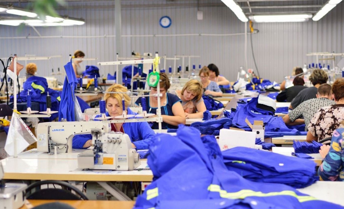 La industria cayó 2,8% en abril y acumula nueve bajas en diez meses