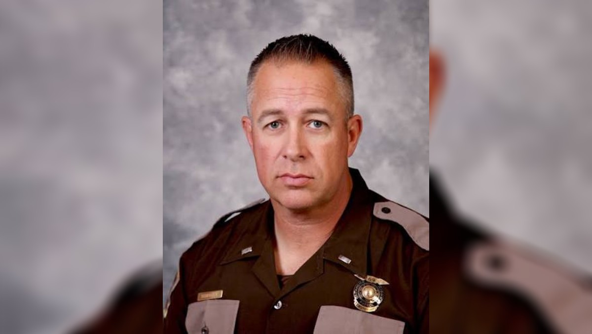 Trump nombra a Lance Schroyer como nuevo director del ICE