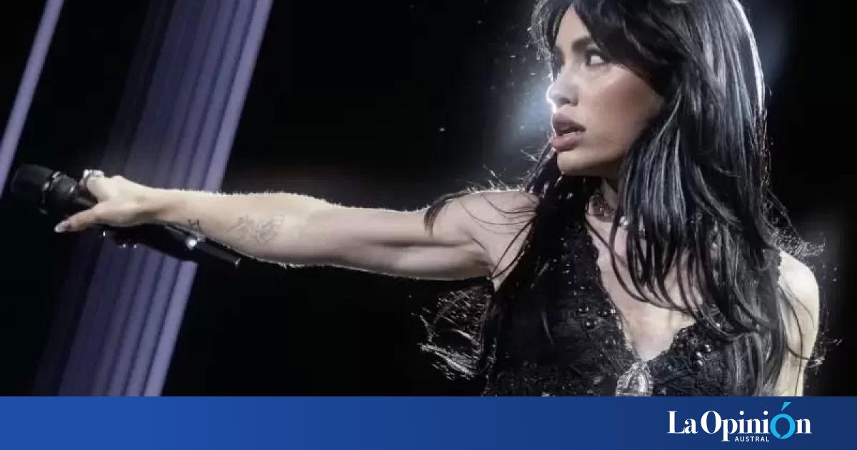 Lali homenajeó al Indio Solari en River y sorprendió al público con Kylie Minogue