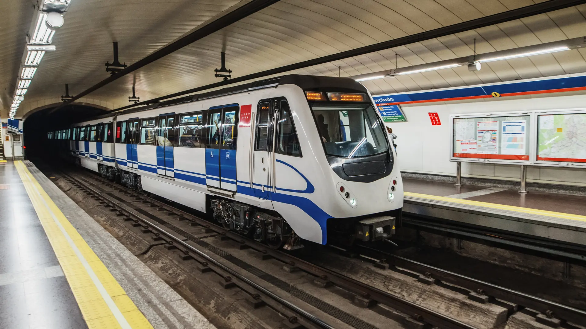 Reabren las estaciones de Metro cerradas por la misa del Papa: los cambios en la red para el resto de la visita de León XIV