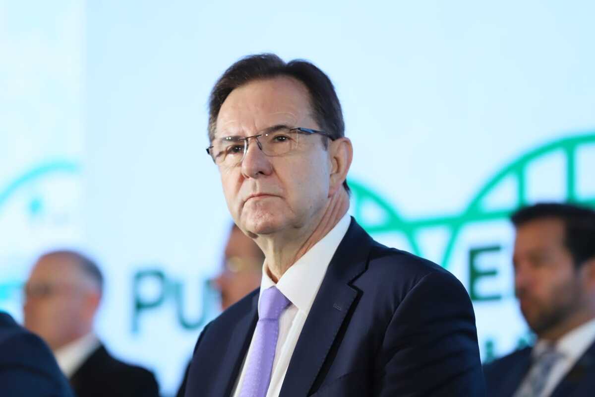 Sheinbaum envía nombramiento de Esteban Moctezuma embajador de México