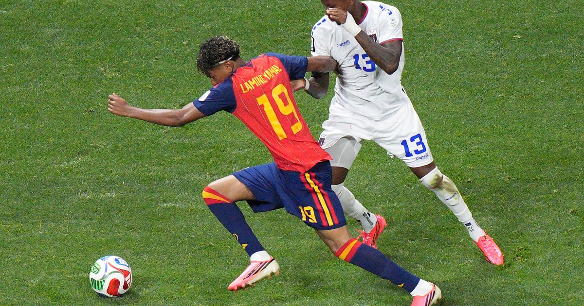 Sidny Lopes Cabral, el defensor de Cabo Verde que marcó a Yamal y ahora quiere parar a Messi en el Mundial 2026: "Vi cientos de videos"