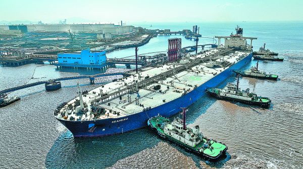 Desplome en importaciones chinas de crudo mitiga crisis de precios