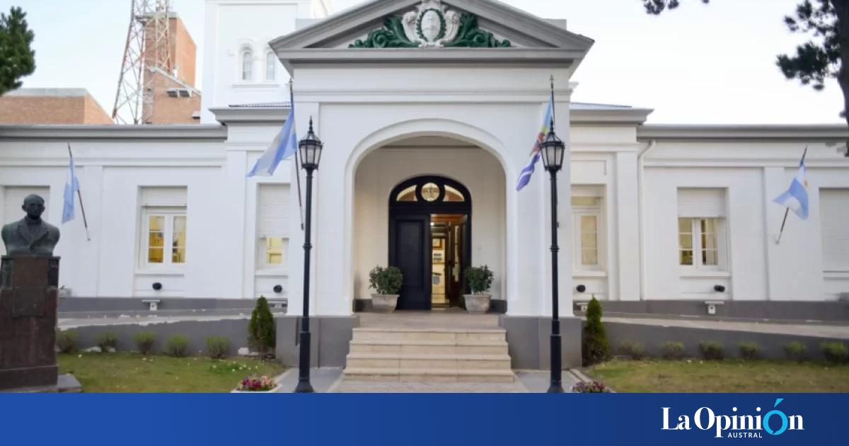 El Gobierno acordó con el Banco Santa Cruz que no se apliquen débitos sobre el aguinaldo de los trabajadores