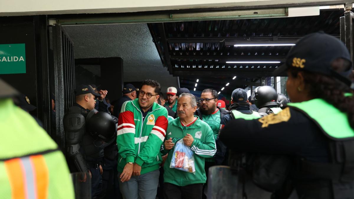 Por restricciones en Tren Ligero, usuarios buscan alternativas de transporte