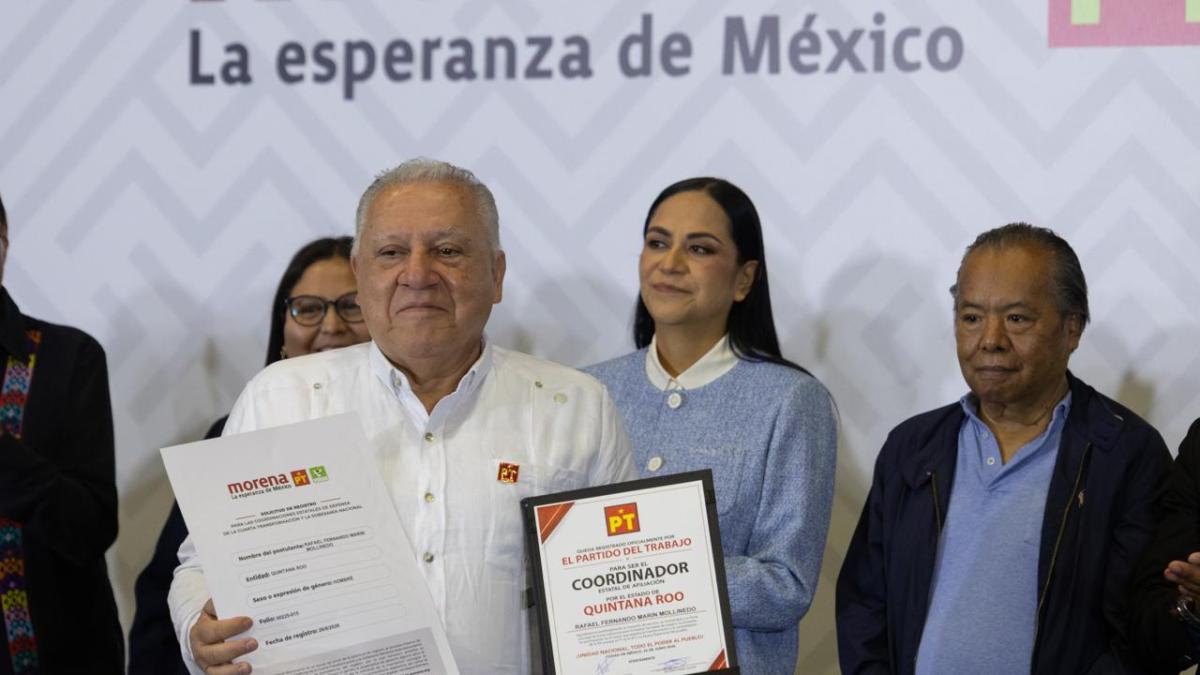 Rafael Marín Mollinedo, fundador de Morena en Quintana Roo, se registra para la defensa de la 4T