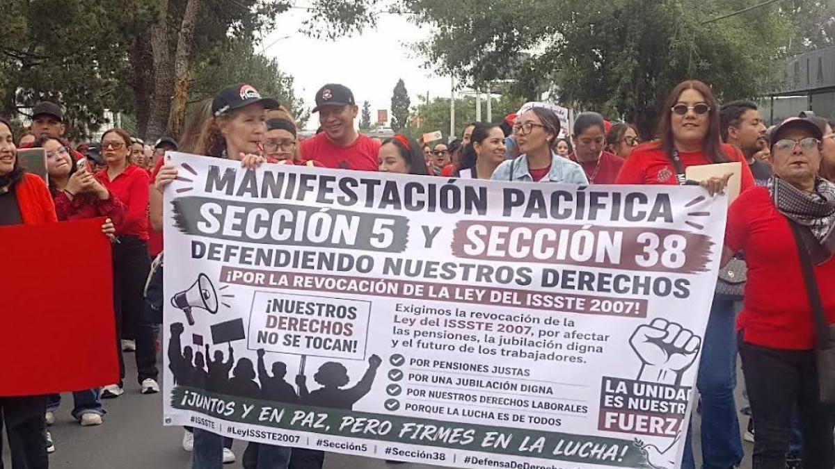Maestros de Coahuila se suman al paro de la CNTE