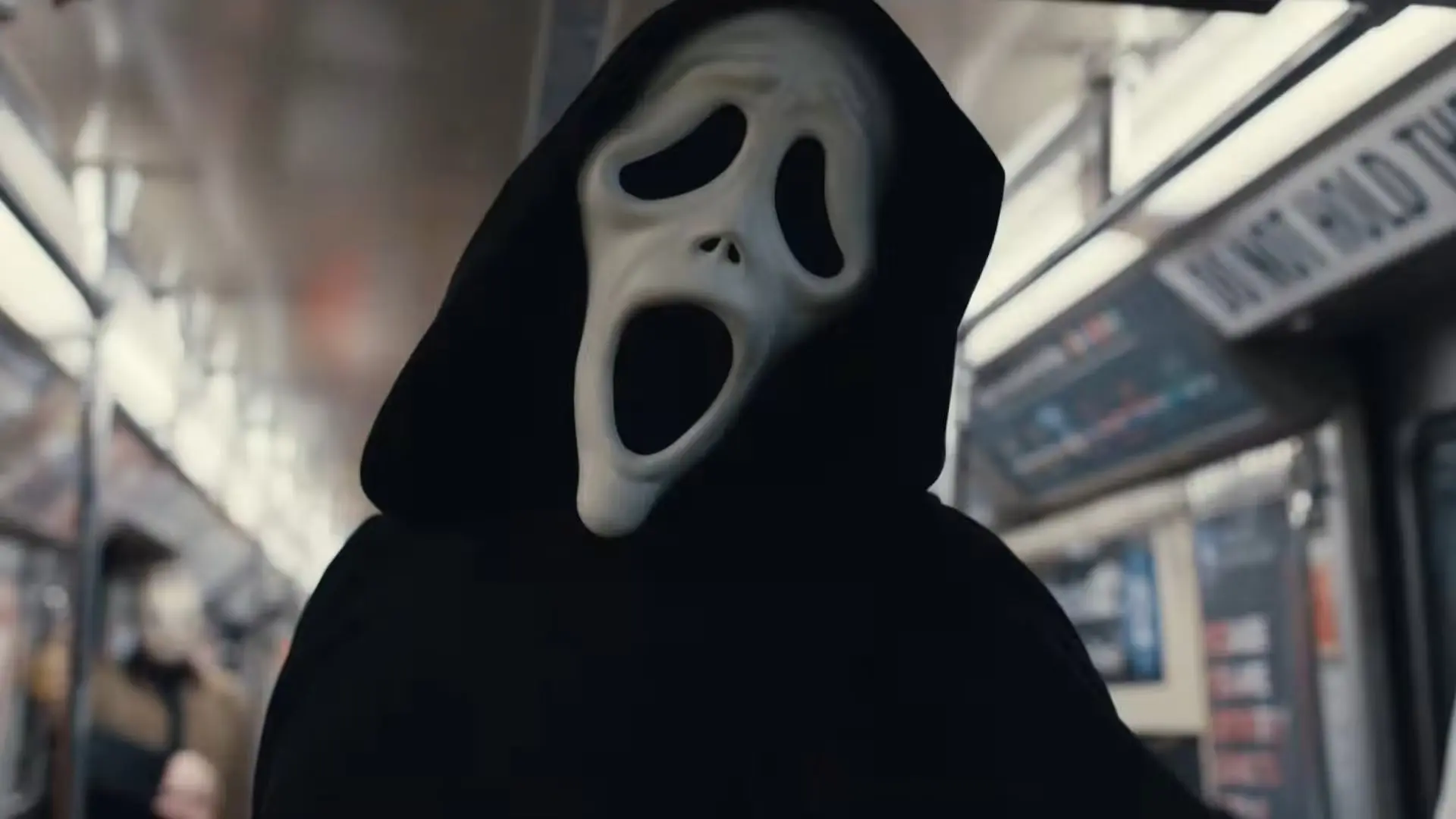 Crítica de 'Scary Movie 6': los Wayans vuelven con buenas puñaladas y ganas de risa floja pero no pasan el porro