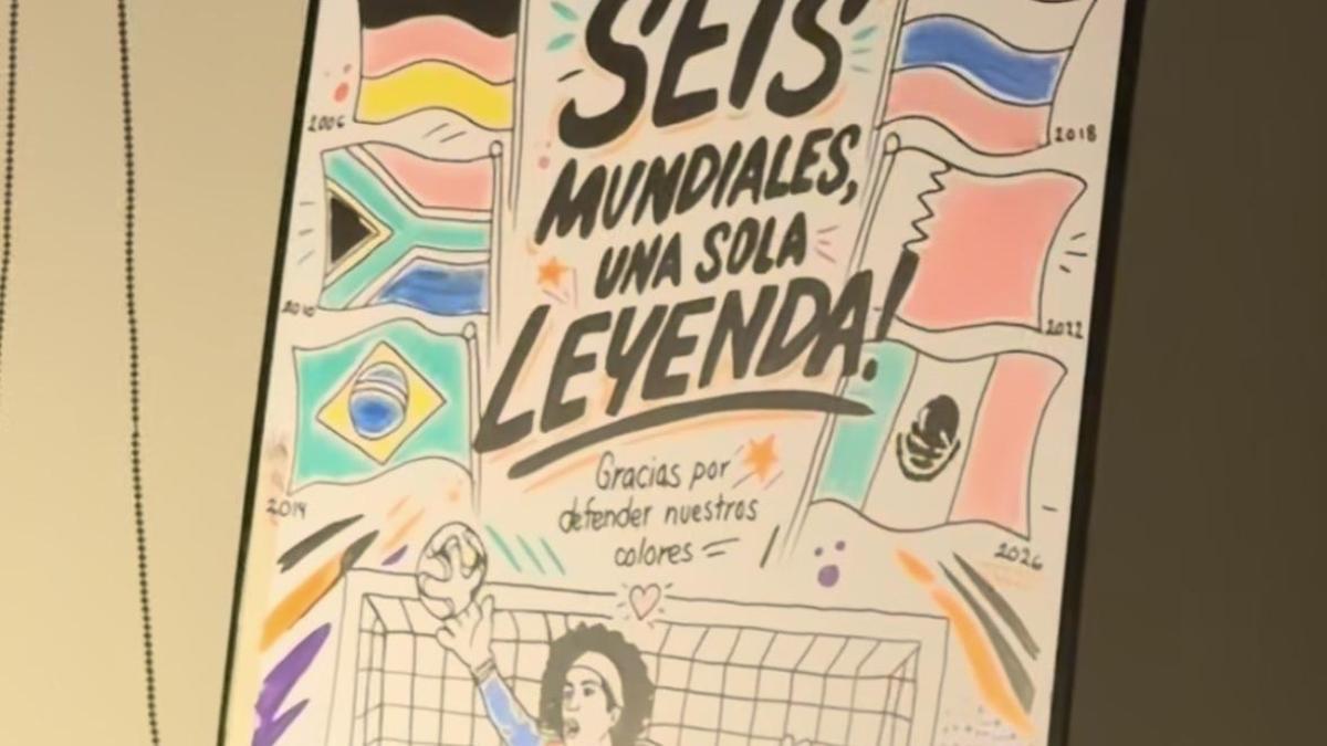 Guillermo Ochoa recibe emotiva sorpresa de su familia antes de su sexto Mundial