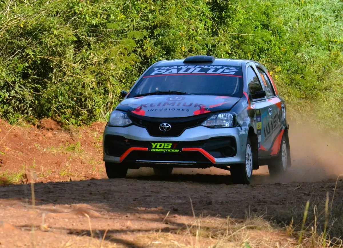 La dupla Paulus-Brunner ganó la primera etapa del Rally Paraná Medio