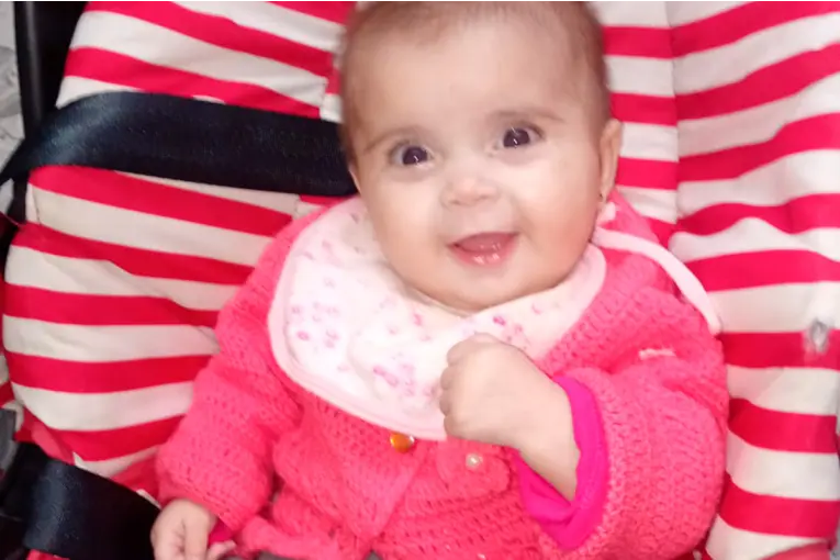 Emma cumplió cinco meses y continúa luchando contra una grave enfermedad cardíaca