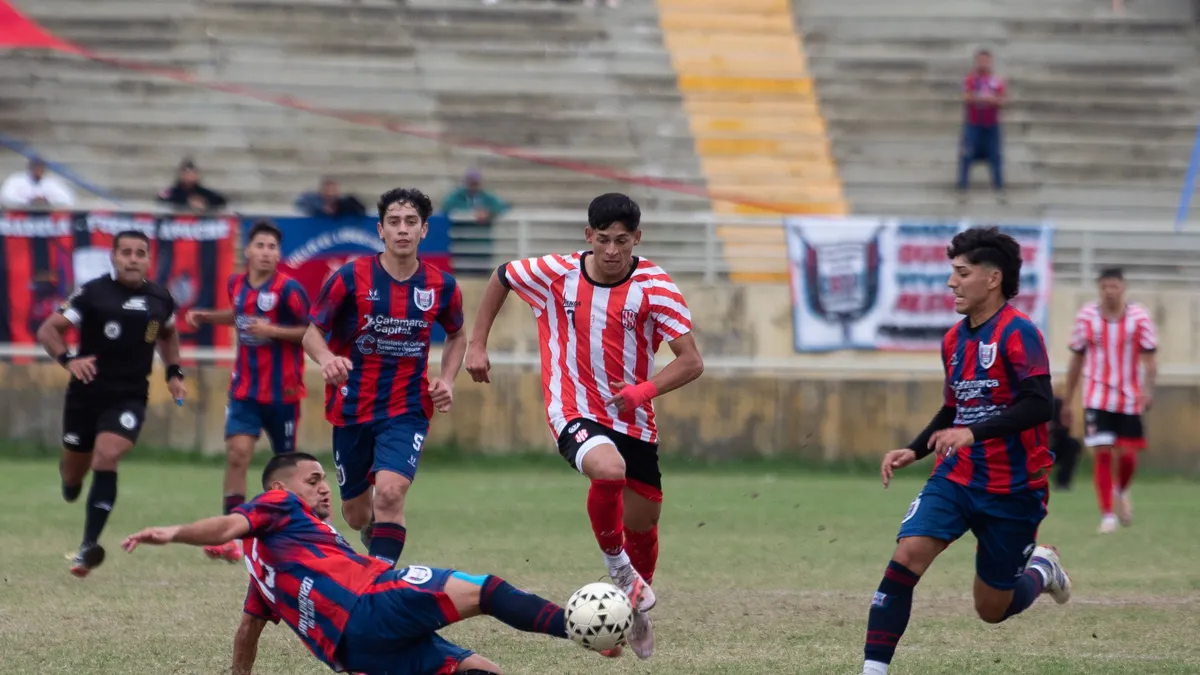 Villa Cubas y San Lorenzo igualaron sin goles en una nueva edición del clásico capitalino