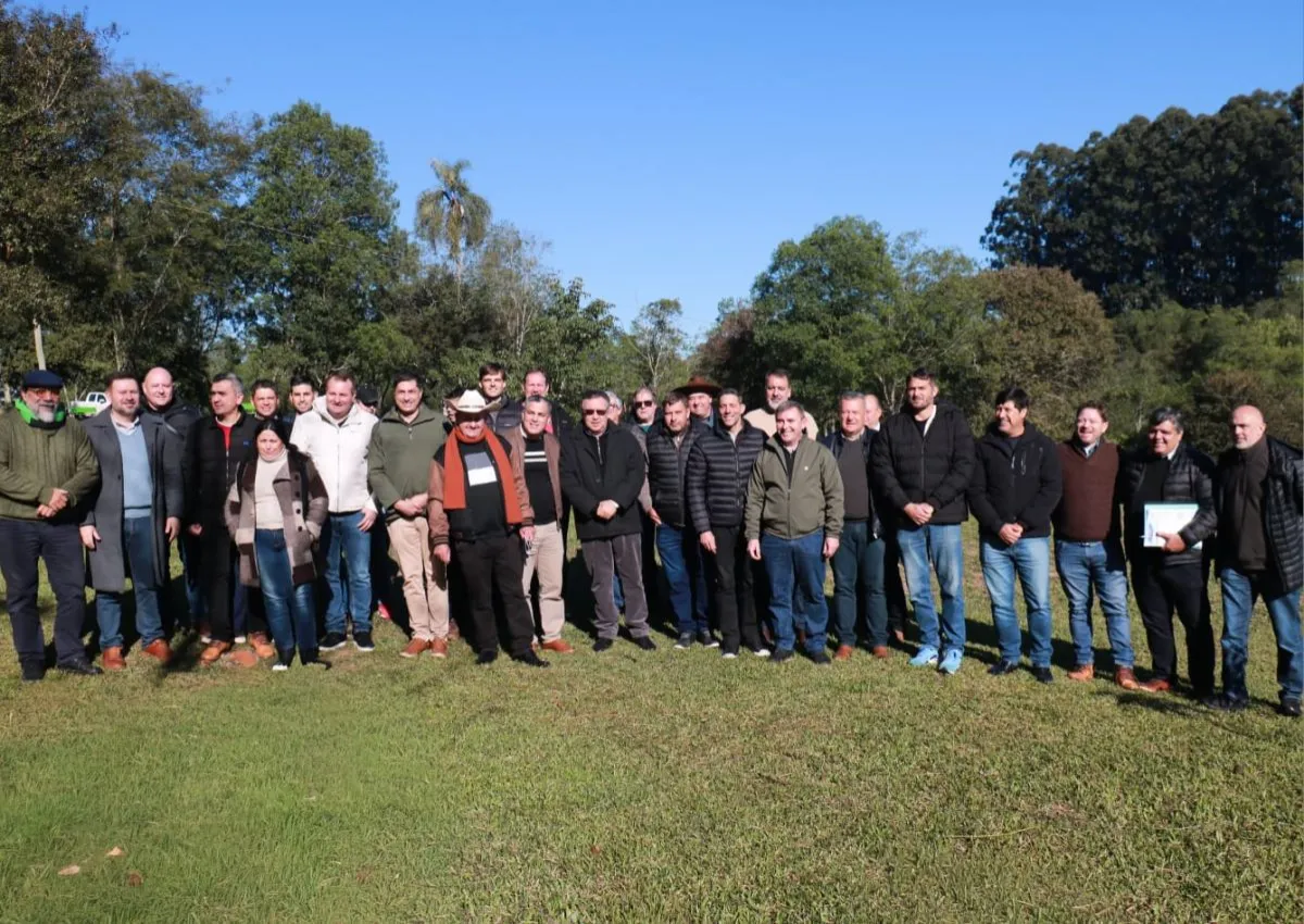 Ministros e intendentes de la Zona Centro y Alto Uruguay avanzaron en nueva agenda común