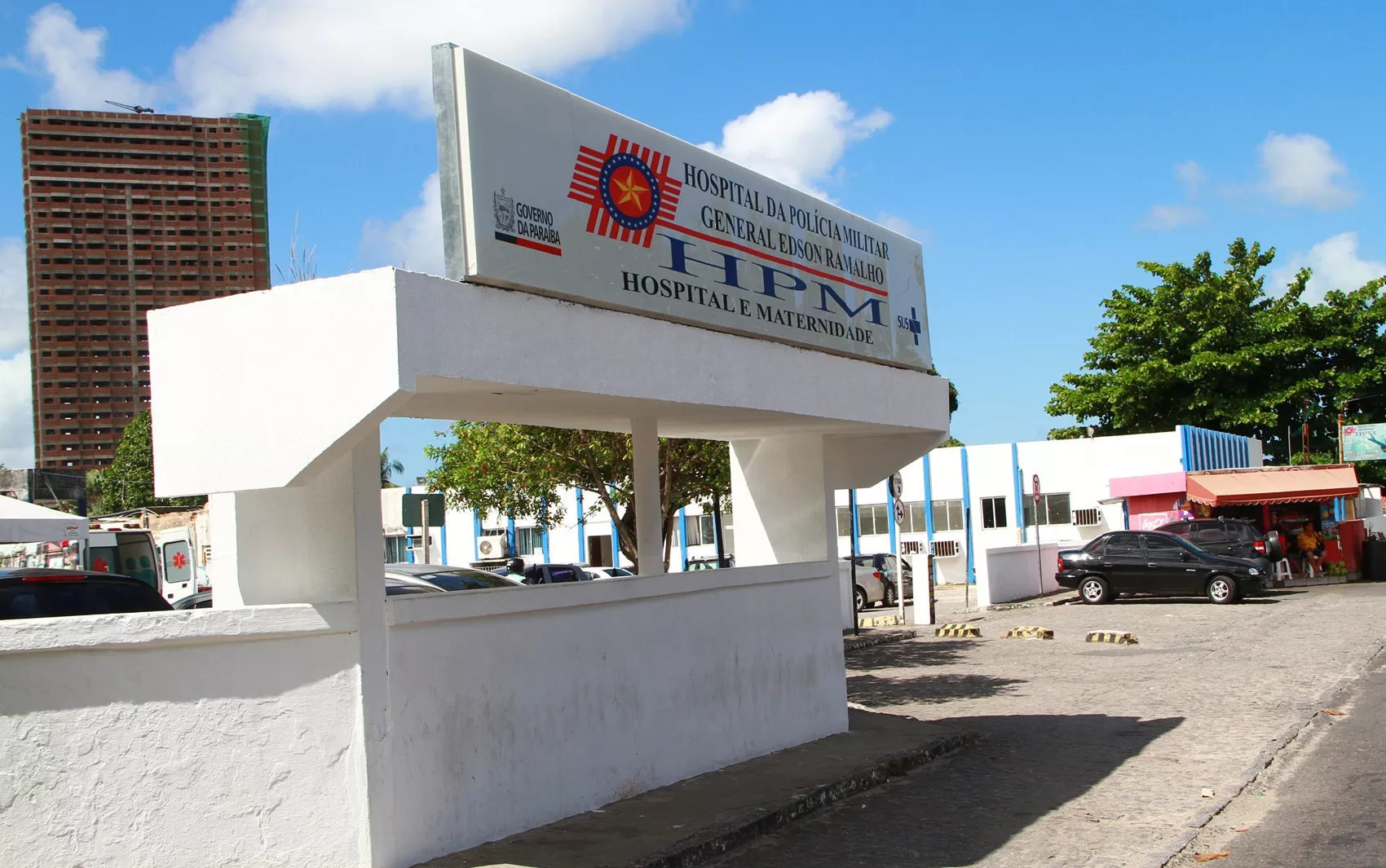 Mulher deixada morta em hospital de João Pessoa sofreu aneurisma e não tinha sinais de violência, diz laudo do IML