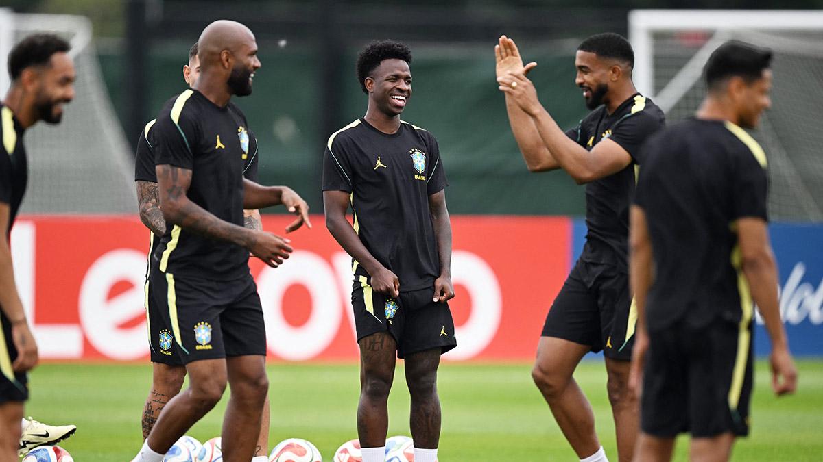 Euforia en Filadelfia por Brasil previo al duelo ante Haití en el Mundial