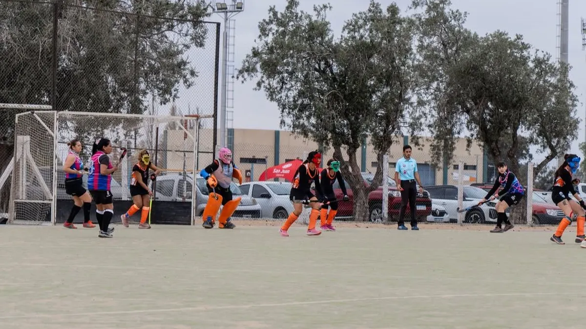El CEF 20 de Santa Lucía se prepara para las finales del Apertura de hockey césped