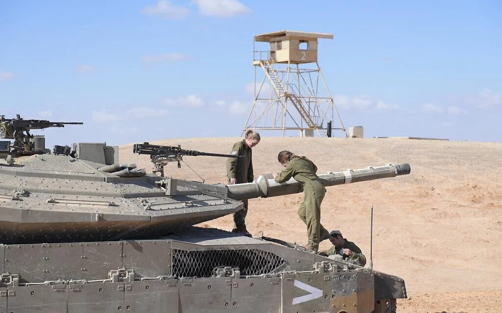 Yeshiva rabbis say they won't send students to tank units due to integration of women