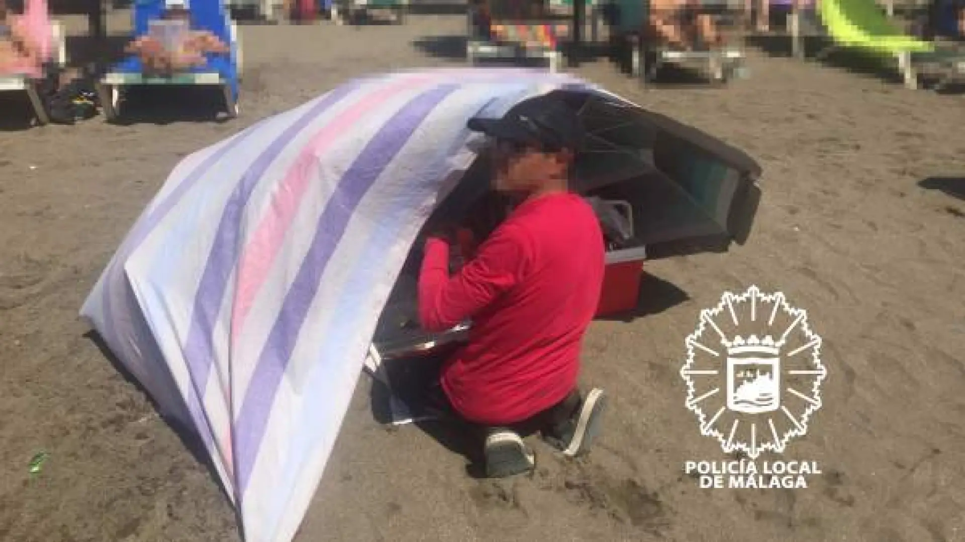 El aviso de 'The Sun' sobre los vendedores ambulantes de bebidas en playas españolas: "Es peligroso"