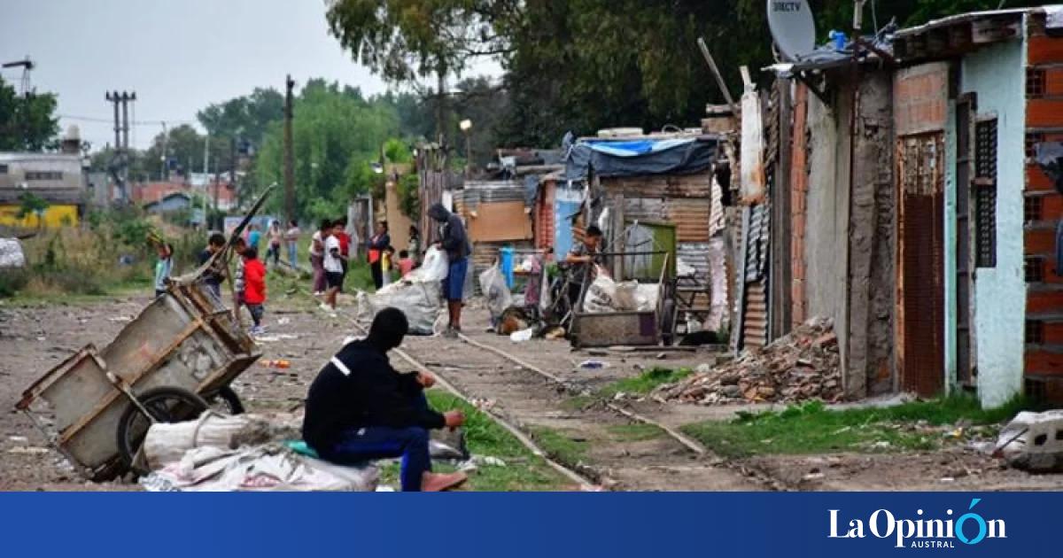 Según la UCA bajó la pobreza por mejoras salariales pero hay menos acceso al empleo, la salud, la alimentación y otros derechos